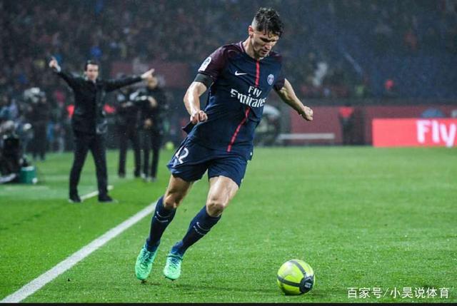 在上海旅游的奇塔迪尼重返海港俱乐部，拜访昔日教练和队友（游沪的奇塔迪尼重返海港俱乐部，看望昔日主帅与队友）