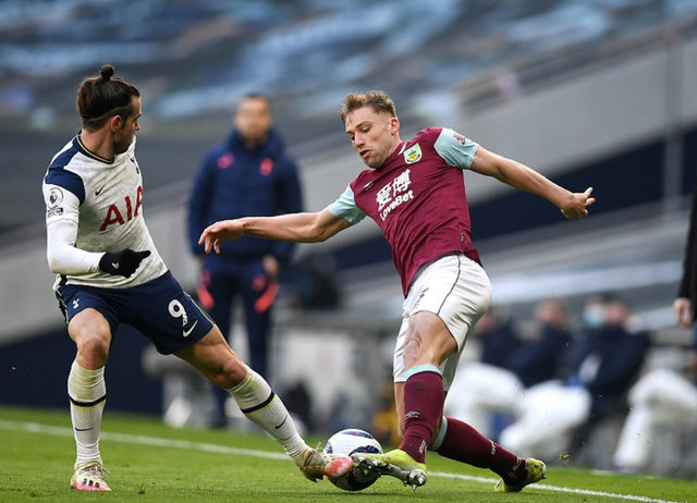 2亿姆巴佩回来了！贝林跌，居莱尔暴涨，德转把这届皇马玩明牌了（2亿先生姆巴佩归来！贝林身价回落、居莱尔飙升，德转这回把皇马底牌全亮了）