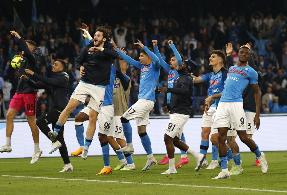 海港发布官方Vlog：旧将奇塔迪尼重回浦东足球场（海港推出官方Vlog：昔日旧将奇塔迪尼重返浦东足球场）