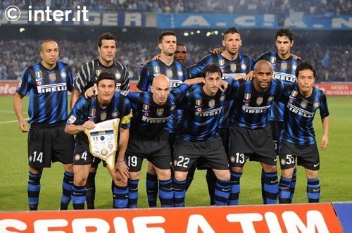 狄龙：我今天打得太软了，我应该去制造更多对抗而不是让阿伦去（狄龙：今天我打得太软，应该自己发起更多对抗，而不是让阿伦来扛）