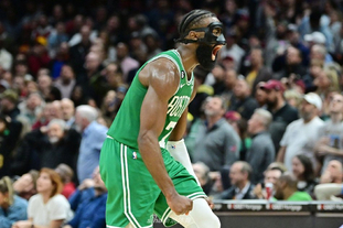 CBA赛场技术统计：辽宁队三分命中率领先,（CBA数据榜：辽宁队三分命中率居首）