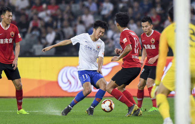 Opta预测本赛季欧联杯成绩：维拉夺冠概率超34%高居第一（Opta本季欧联杯预测：维拉夺冠概率逾34%，位居榜首）