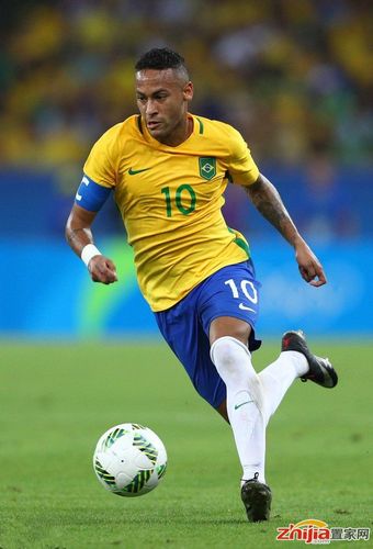 巴莱巴在非洲杯首战受伤，半场结束后就被换下（巴莱巴非洲杯首秀受伤，中场休息时被换下）