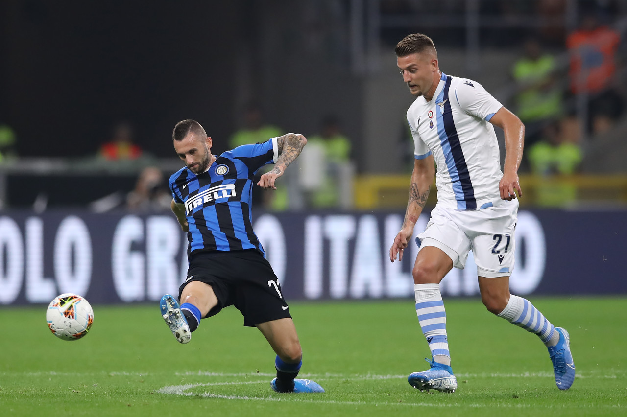 后防不稳，巴萨自2018年以来首次连续5场客场丢球2+（巴萨防线告急：2018年以来首次连续5个客场每场至少丢2球）