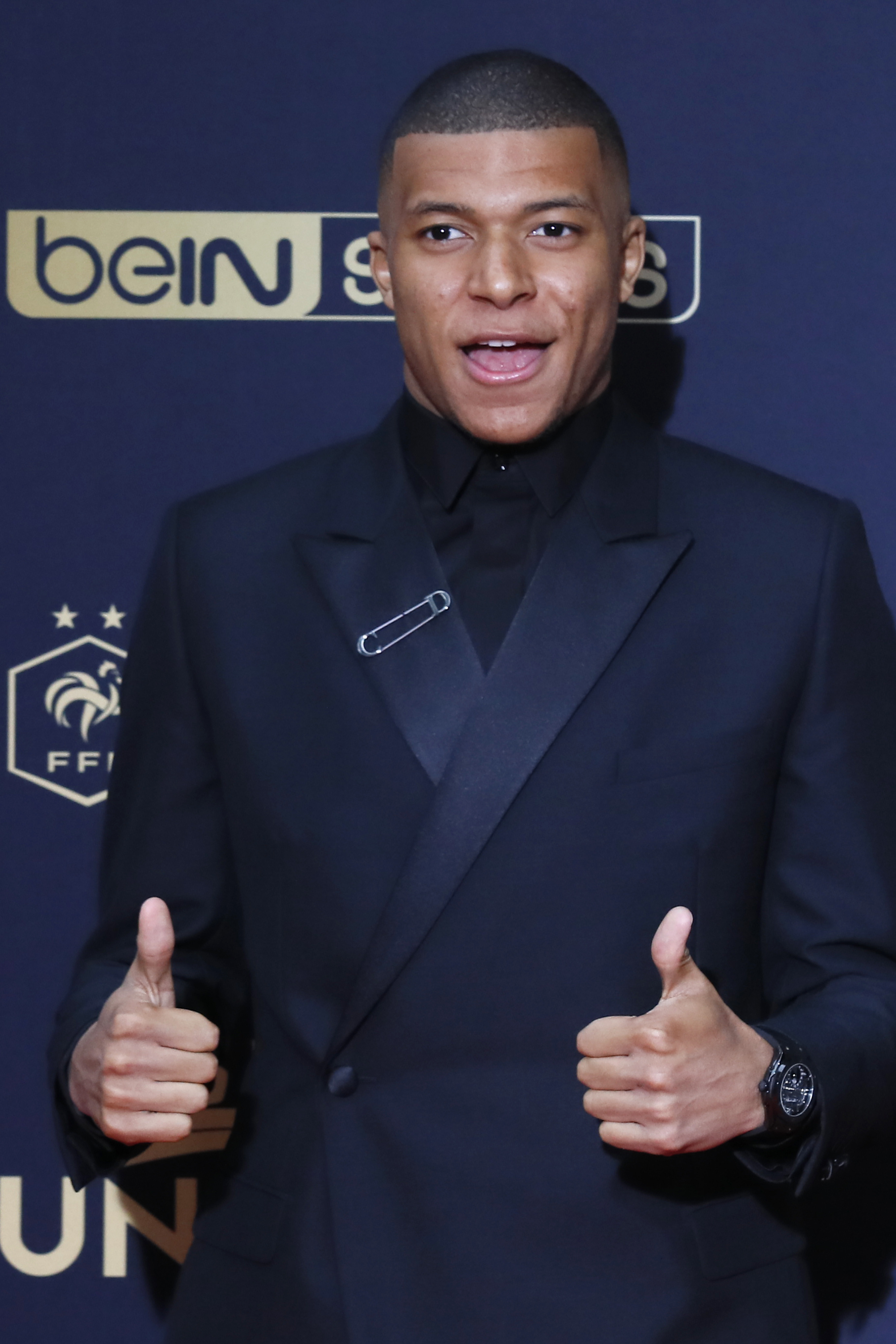 世界杯门票销售火爆（世界杯门票一票难求）