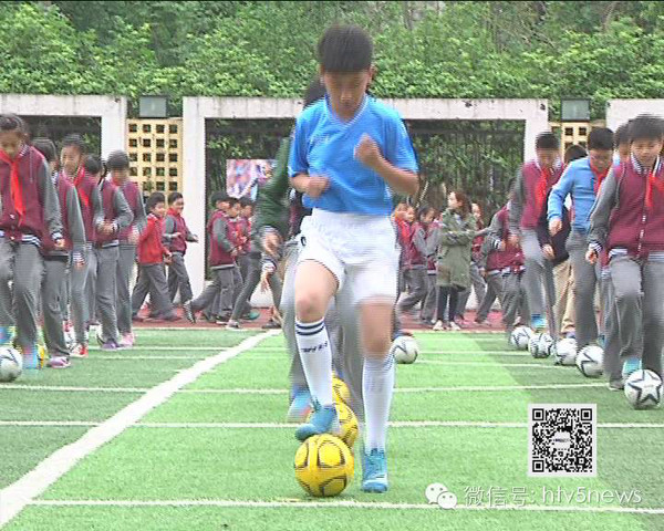 马克莱莱选前队友各项能力最佳：右脚选菲戈，球商选齐达内（马克莱莱评昔日队友之最：右脚选菲戈，球商选齐达内）